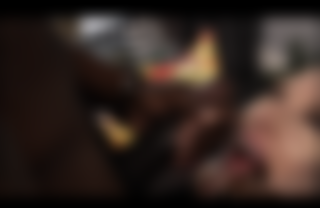 TigerBabeX Likes Sucking & Having Him Cum on Her Bald Head!!